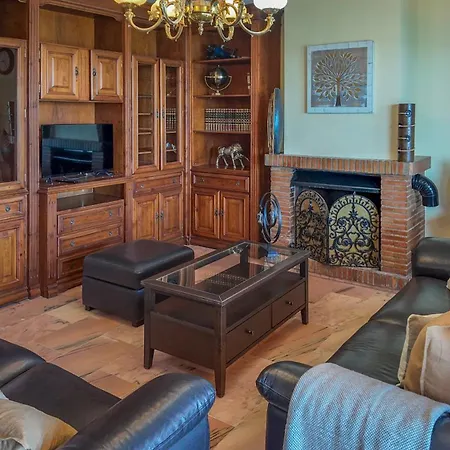 Sea View With Private Pool And Gardens 5 Bedrooms 빌라 푸엔히롤라