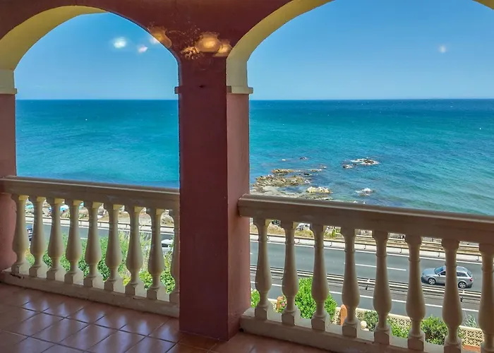 فيلة Luxury Andalusian Villa With Panoramic Mediterranean Sea Views & Private Pool & Multi-Level Gardens فوينخيرولا